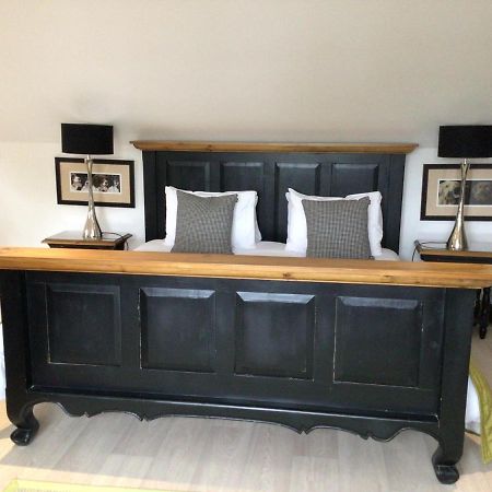 Sutherlands Guest House Кингасси Экстерьер фото