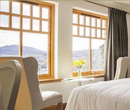 Sutherlands Guest House Кингасси Экстерьер фото
