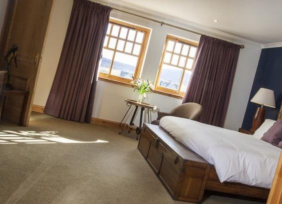 Sutherlands Guest House Кингасси Экстерьер фото
